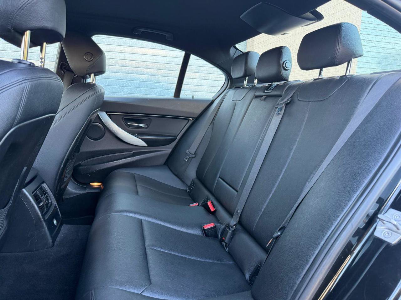 Used 2016 BMW 328i Sedan RWD image 20