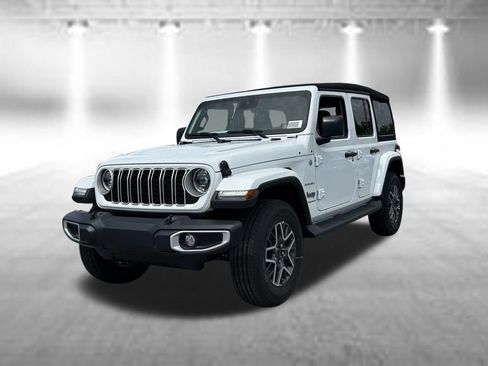 Used 2024 Jeep Wrangler Unlimited Sahara AWD/4WD image 2