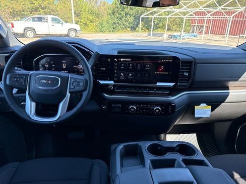 New 2026 GMC Sierra 1500 Elevation image 12