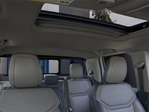 New 2026 Ford Maverick Lariat image 12