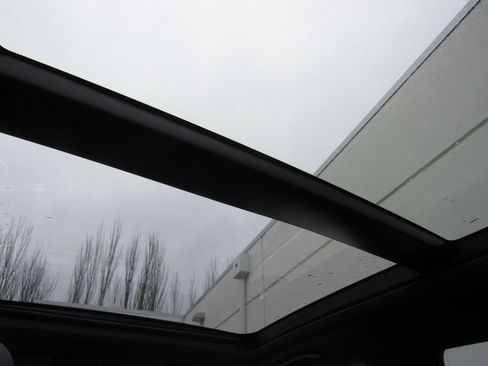 Certified 2025 Mercedes-Benz GLS 450 4MATIC image 34