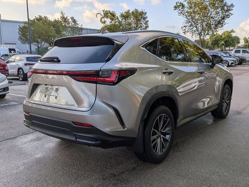 Used 2022 Lexus NX 250 FWD w/ Towing Package (2000 Lbs) image 5