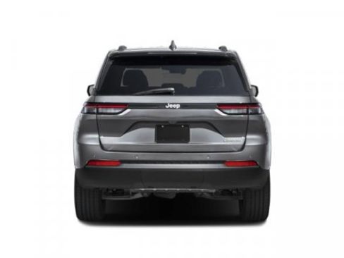 New 2026 Jeep Grand Cherokee Altitude image 8