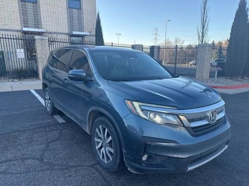 Used 2021 Honda Pilot EX image 3