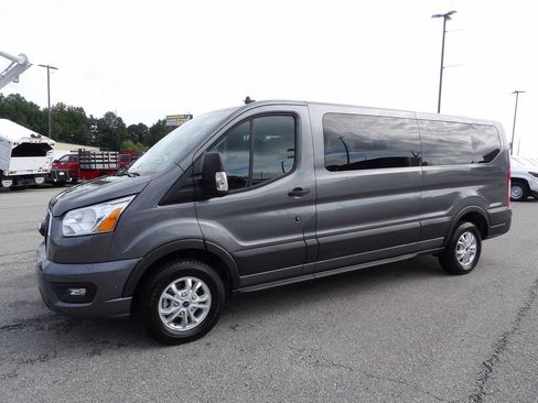 Used 2021 Ford Transit 350 XLT image 3