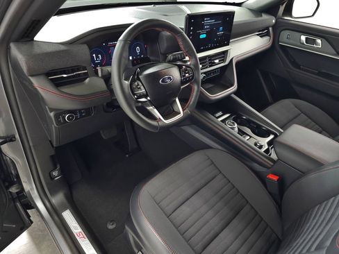 Used 2025 Ford Explorer ST-Line AWD/4WD image 16