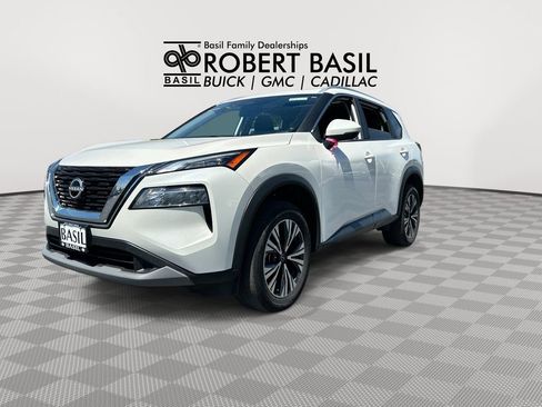 Used 2023 Nissan Rogue SV AWD/4WD image 4