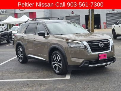 Used 2024 Nissan Pathfinder Platinum
