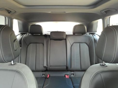 Used 2023 Audi Q4 e-tron Premium Plus w/ Premium Plus RWD image 37