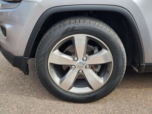 Used 2014 Jeep Grand Cherokee Limited w/ Luxury Group II RWD image 22