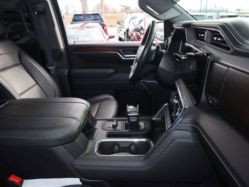 Used 2025 GMC Sierra 1500 Denali w/ Denali Reserve Package image 23