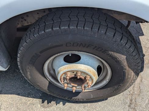 Used 2000 Ford F350 XL image 30