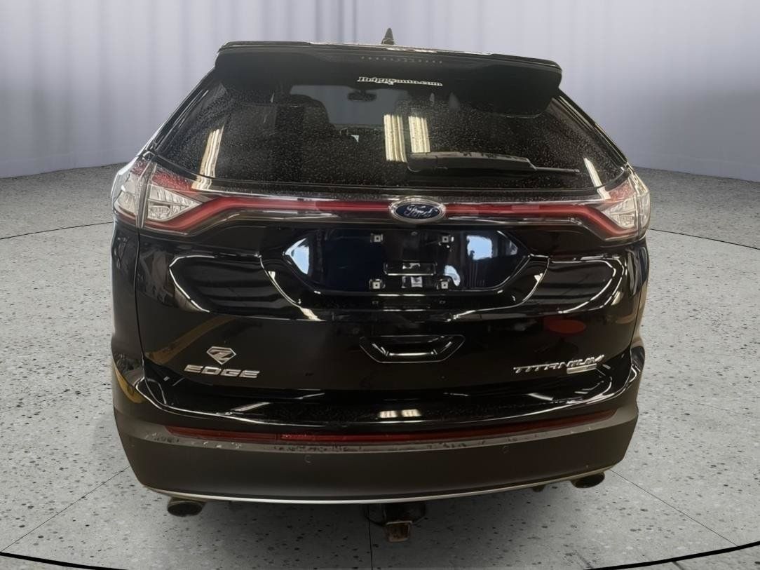 Used 2018 Ford Edge Titanium w/ Equipment Group 301A AWD/4WD image 4