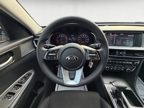 Used 2020 Kia Optima LX image 12