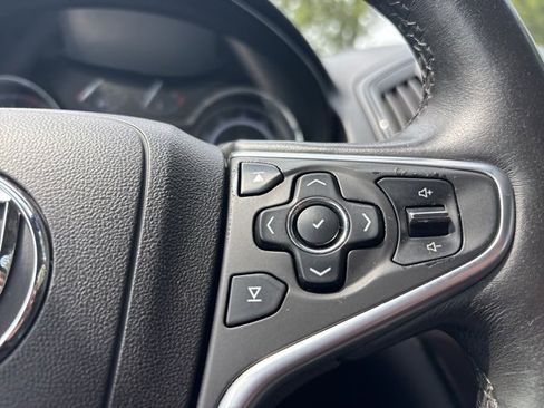 Used 2016 Buick Regal Premium image 34