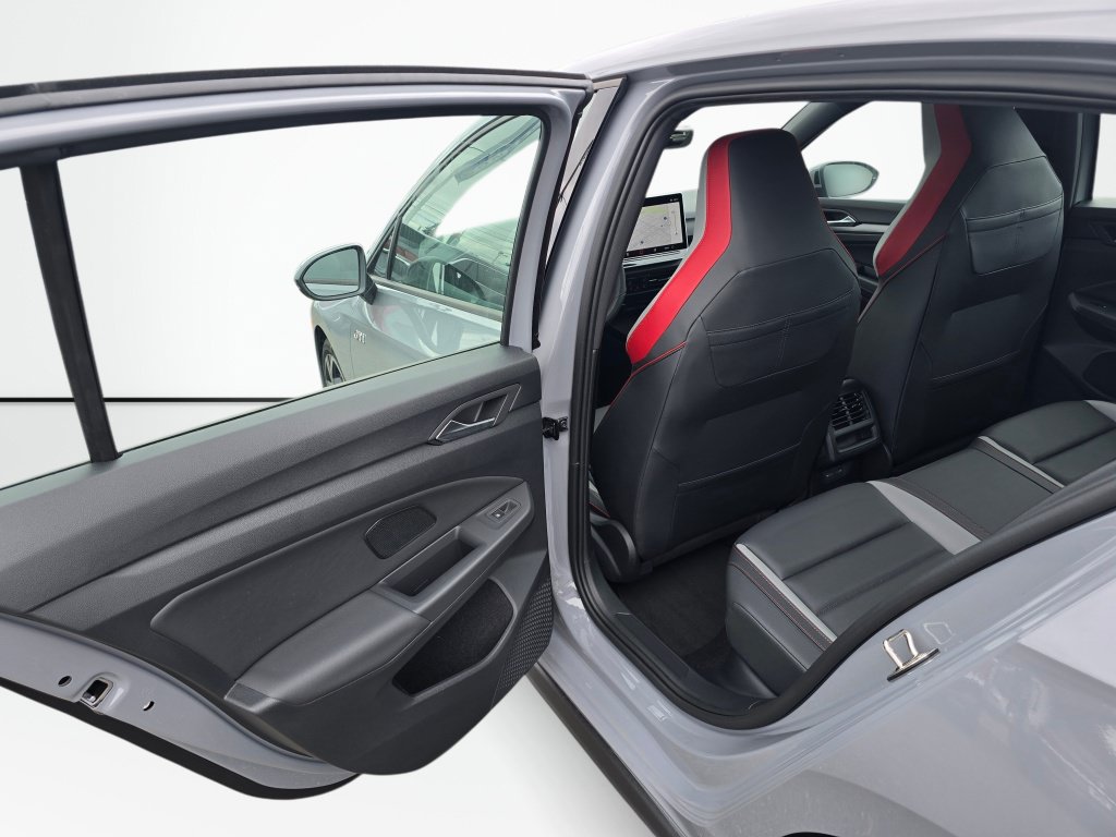 New 2026 Volkswagen GTI SE FWD image 34