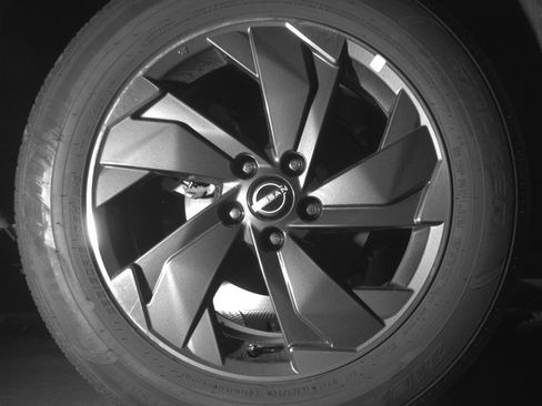 Used 2025 Nissan Rogue SV FWD image 15