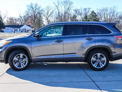Used 2016 Toyota Highlander Limited image 4