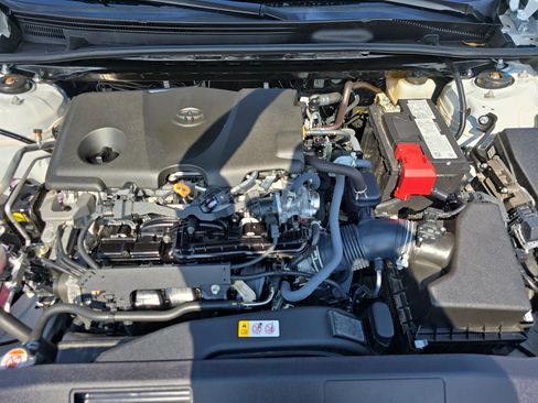 Used 2024 Toyota Camry SE FWD image 28