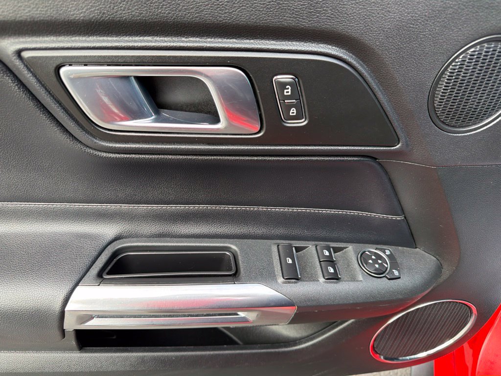 Used 2020 Ford Mustang Premium RWD image 22