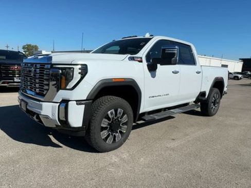 New 2026 GMC Sierra 2500 Denali w/ Technology Package image 4