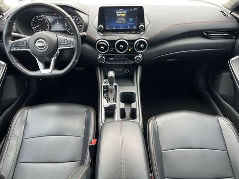 Used 2024 Nissan Sentra SR w/ SR Premium Package image 2