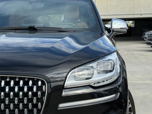 Used 2020 Lincoln Aviator Black Label w/ Dynamic Handling Package image 5