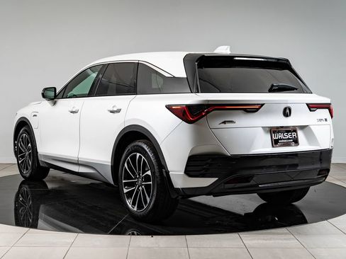 Used 2024 Acura ZDX A-Spec RWD image 6