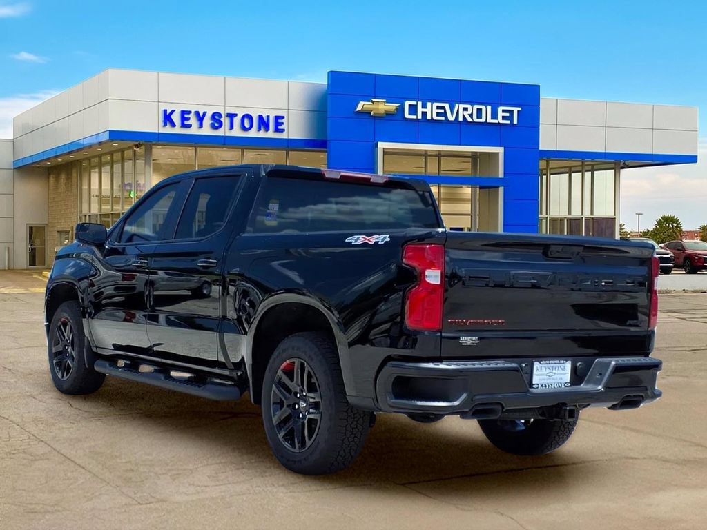 New 2026 Chevrolet Silverado 1500 RST w/ Redline Edition AWD/4WD image 3