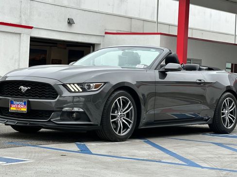 Used 2017 Ford Mustang Premium RWD image 8