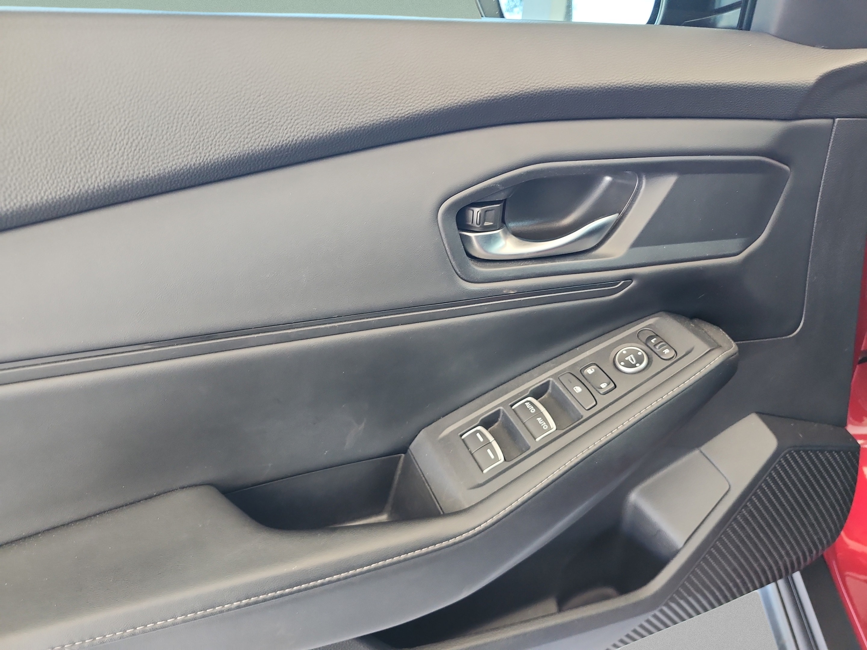 Used 2024 Honda Accord Sport image 17