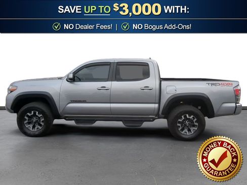Used 2021 Toyota Tacoma TRD Off-Road image 2