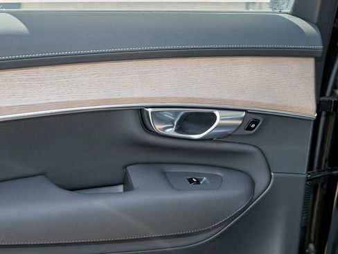 New 2025 Volvo XC90 B6 Plus w/ Protection Package image 16