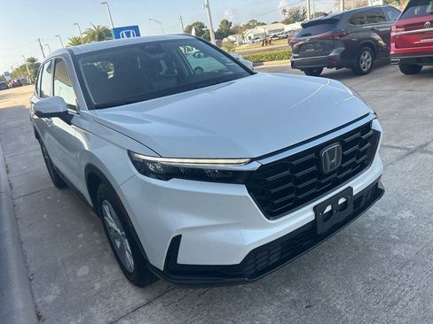Used 2024 Honda CR-V EX image 3