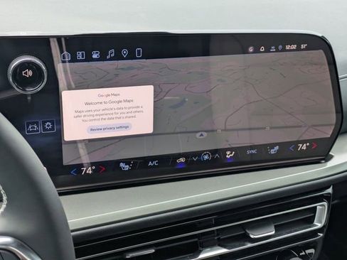 New 2026 Chevrolet Traverse LT w/ Sun and Wheel Package image 18