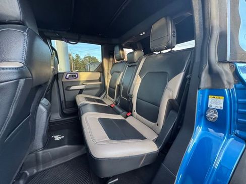 Used 2022 Ford Bronco Wildtrak image 20