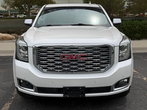 Used 2018 GMC Yukon XL Denali w/ Open Road Package AWD/4WD image 10