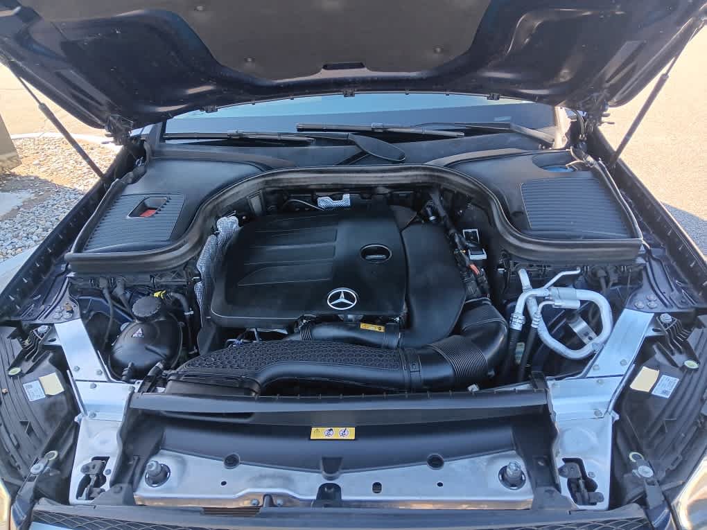 Used 2021 Mercedes-Benz GLC 300 4MATIC image 35