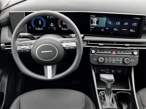 Certified 2026 Hyundai Tucson SE image 17