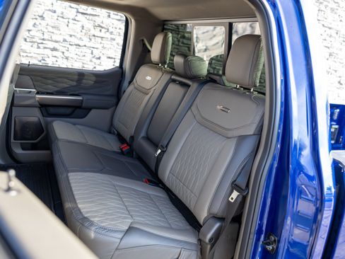 Used 2026 Ford F450 Platinum w/ Platinum Plus Package image 35