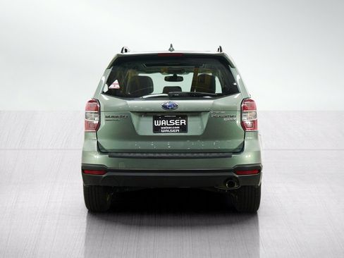 Used 2016 Subaru Forester 2.5i Limited AWD/4WD image 4