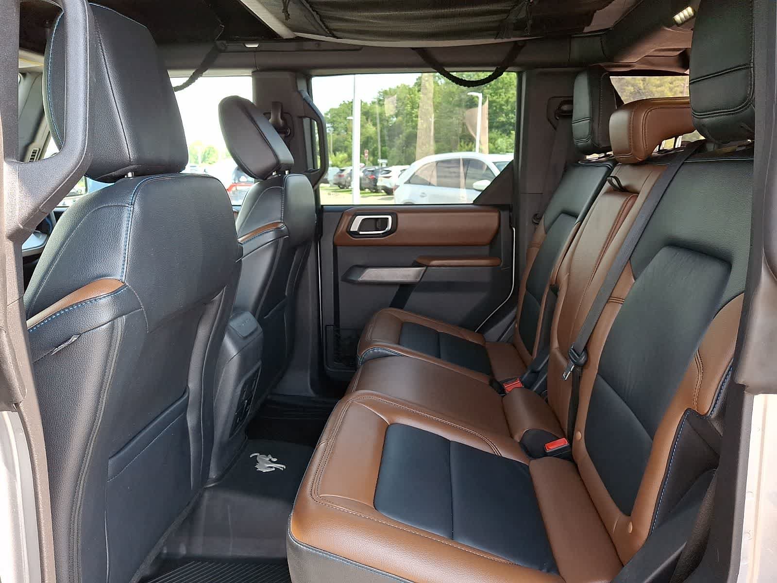 Used 2023 Ford Bronco Outer Banks AWD/4WD image 11