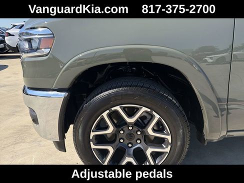 Used 2026 RAM 1500 Laramie AWD/4WD image 22