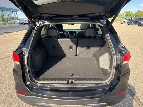 Used 2023 Chevrolet Equinox Premier image 37