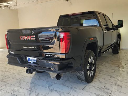 Used 2026 GMC Sierra 2500 Denali w/ Technology Package AWD/4WD image 7
