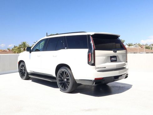 Used 2022 Cadillac Escalade Sport w/ Touring Package AWD/4WD image 3