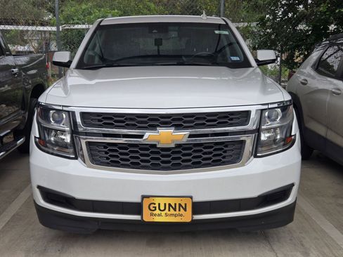 Used 2016 Chevrolet Tahoe LT RWD image 2