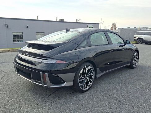 New 2025 Hyundai Ioniq 6 SEL image 3