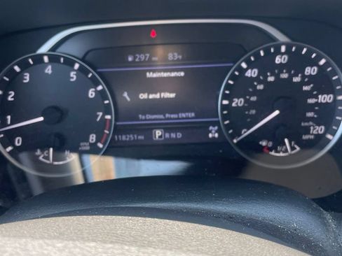 Used 2022 Nissan Frontier SV AWD/4WD image 9