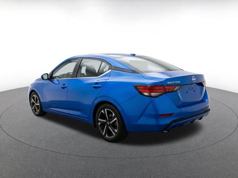 Used 2025 Nissan Sentra SV FWD image 6